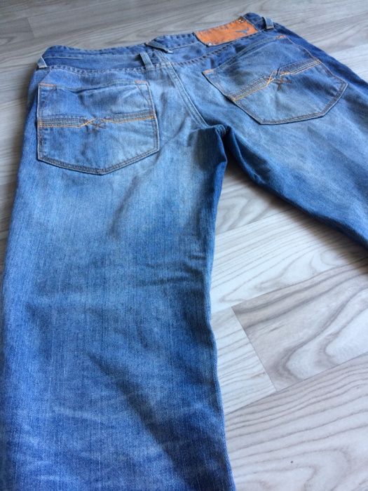 River Island oryginalne spodnie jeansy W32 L32