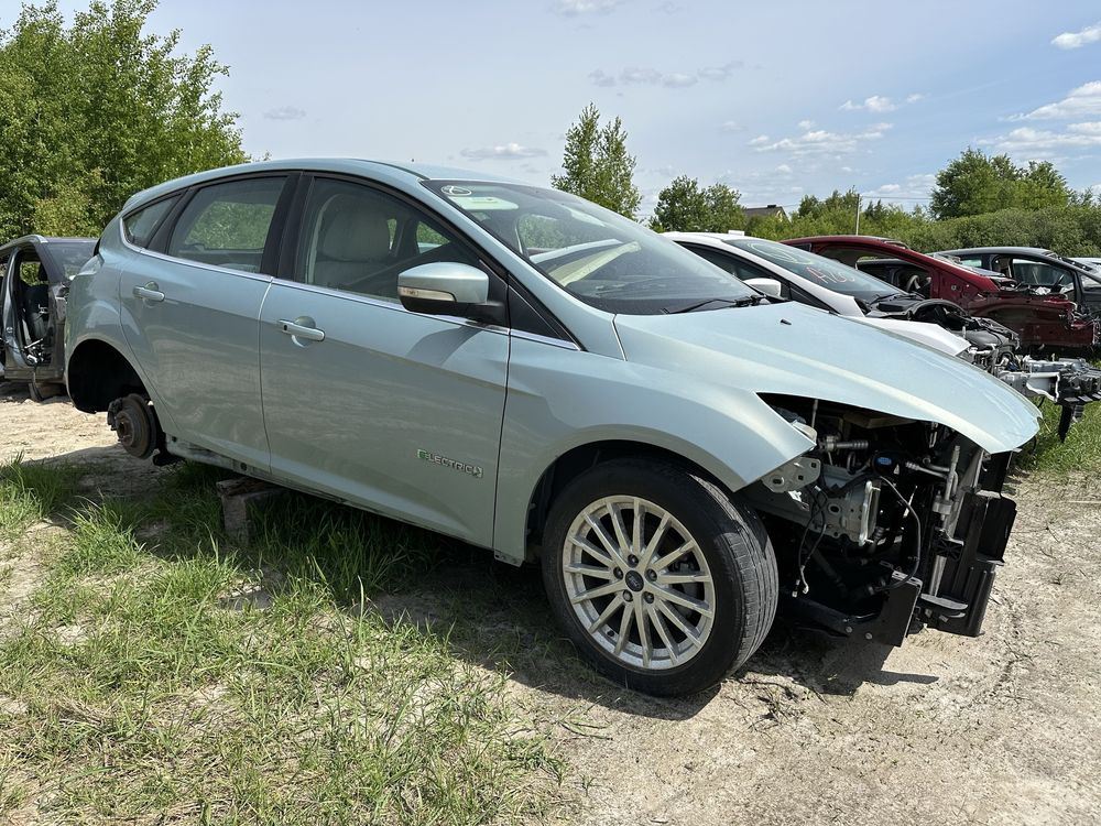 Лобове скло оригінал ford focus mk3 2011-2018 форд фокус скло