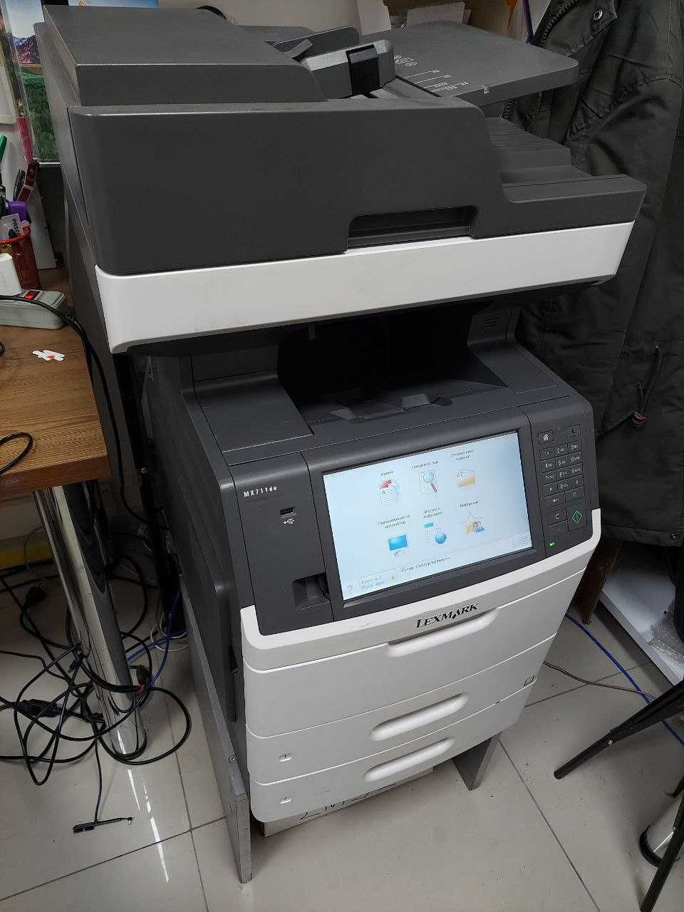 Лазерний ч/б принтер+сканер+копір Lexmark MX711dne б.у