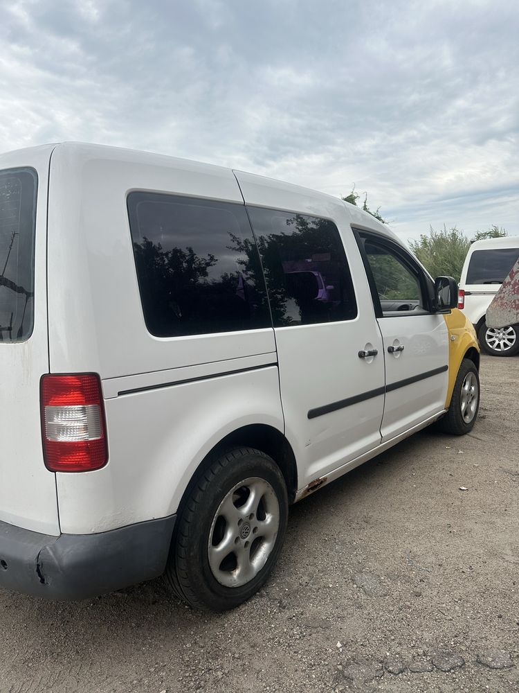 Продам Volkswagen caddy 1.4