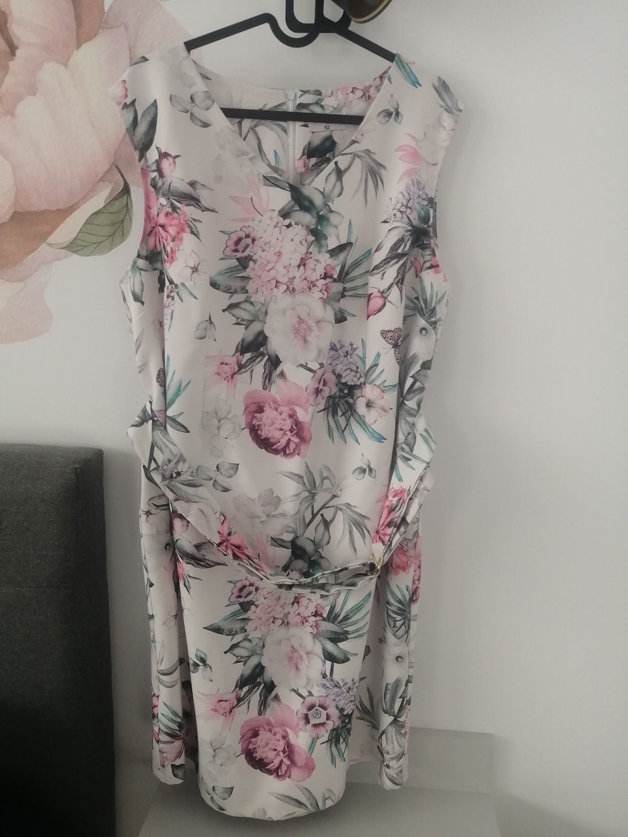 Sukienka Elegancka kwiaty wesele komunia 44 46