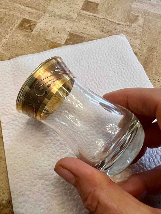 Склянки-Армуди з блюдцем /з золотим візерунком/