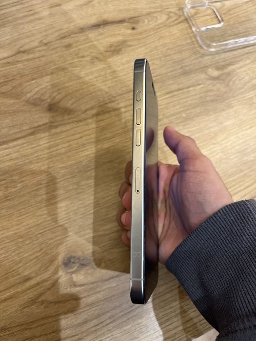 iPhone 16 pro max titanium 256gb