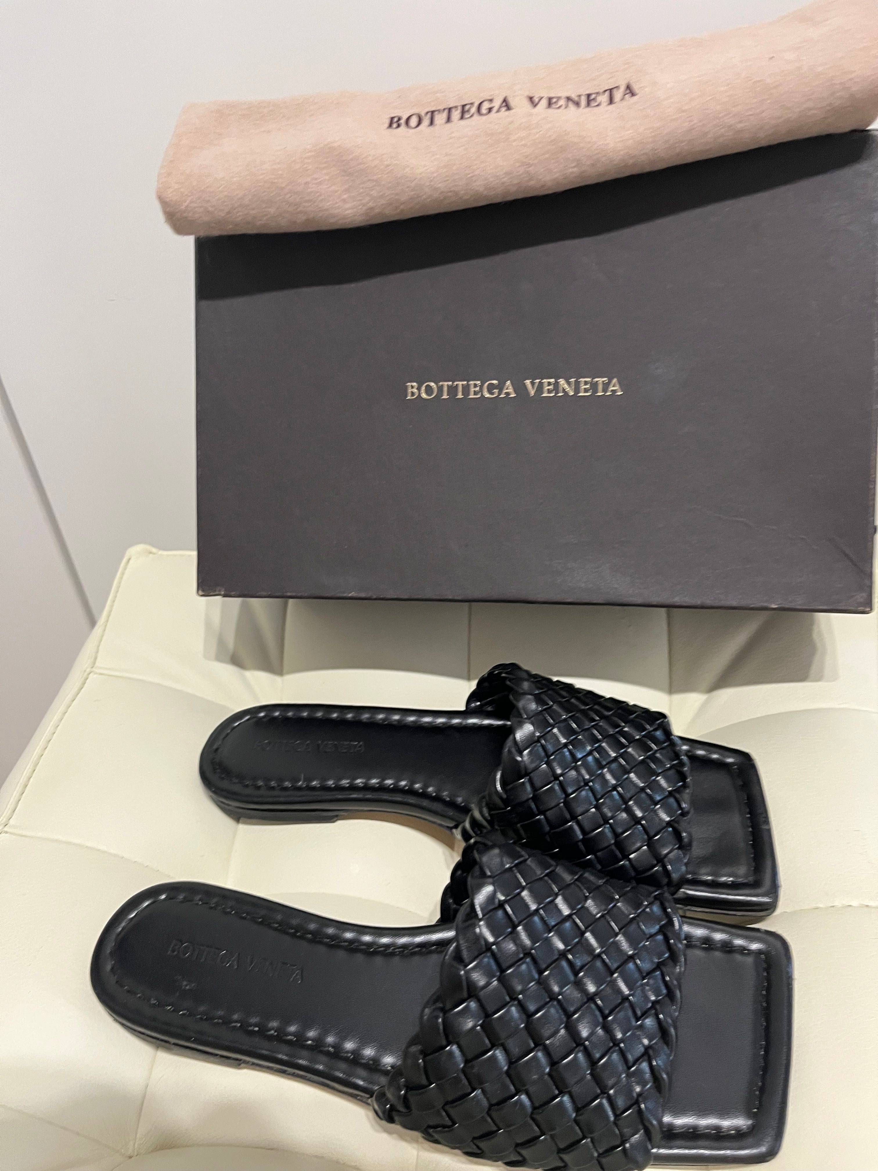 Шльопанці в стилі Bottega Veneta, 37 розмір