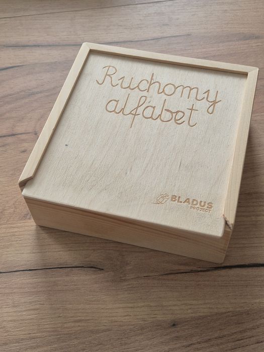 Alfabet drewniany Montessori