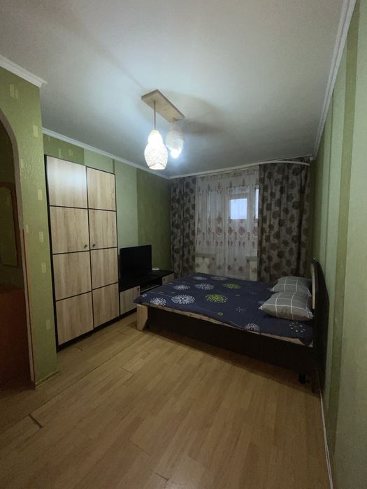Подобово 1к. Постійно світло і тепло. Самий центр. Люкс. Охорона.