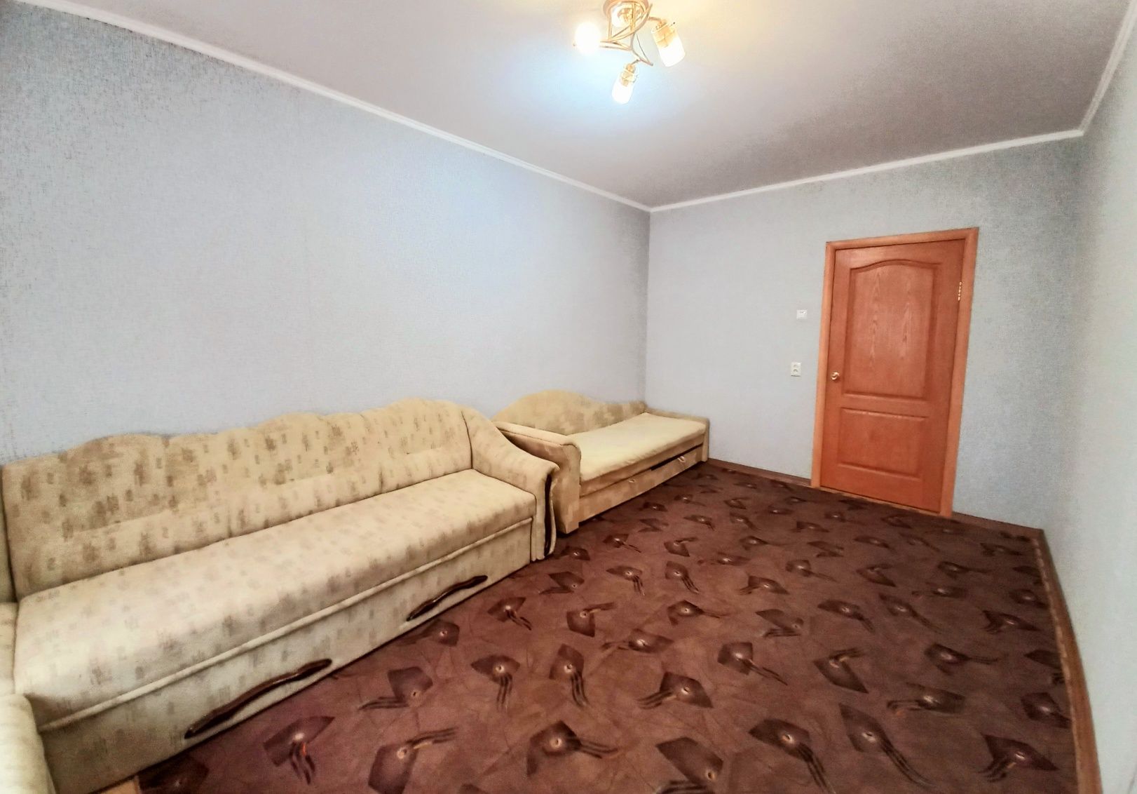 Продам 1 комн.квартиру на 5 ЗАРЕЧНОМ. 2 ЭТАЖ.