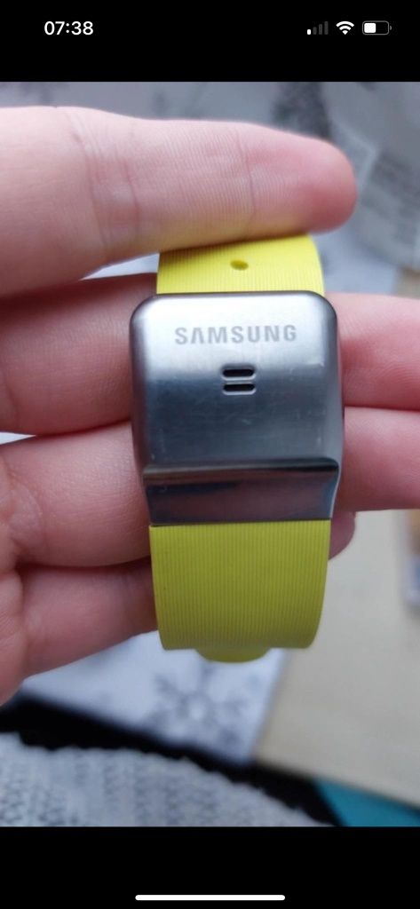 Samsung galaxy gear V700