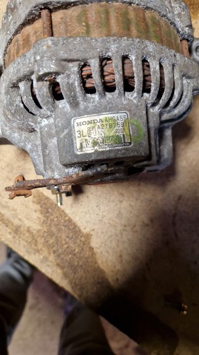 Alternator Honda Stream 2.0 benzyna K20
