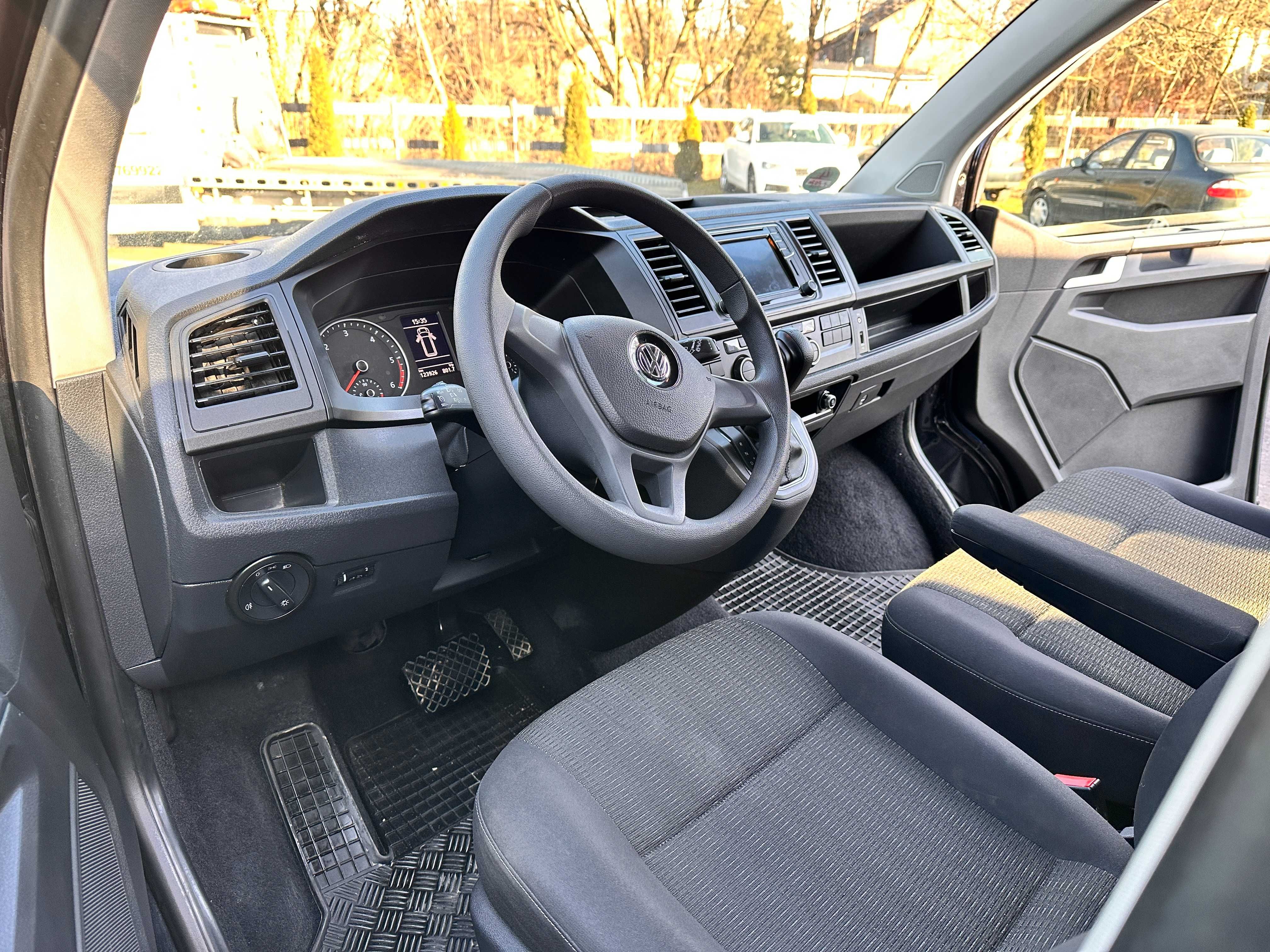 Wypożyczalnia busa 9os. Vw Caravelle DSG Long