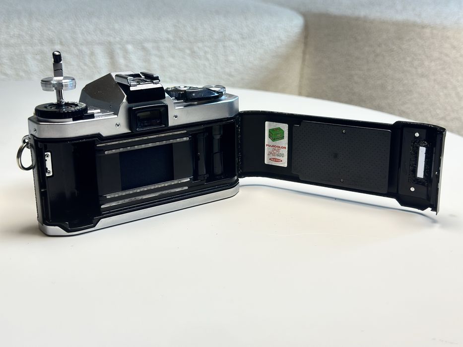 Fujica AX-1 55mm f2.2 aparat analogowy zadbany