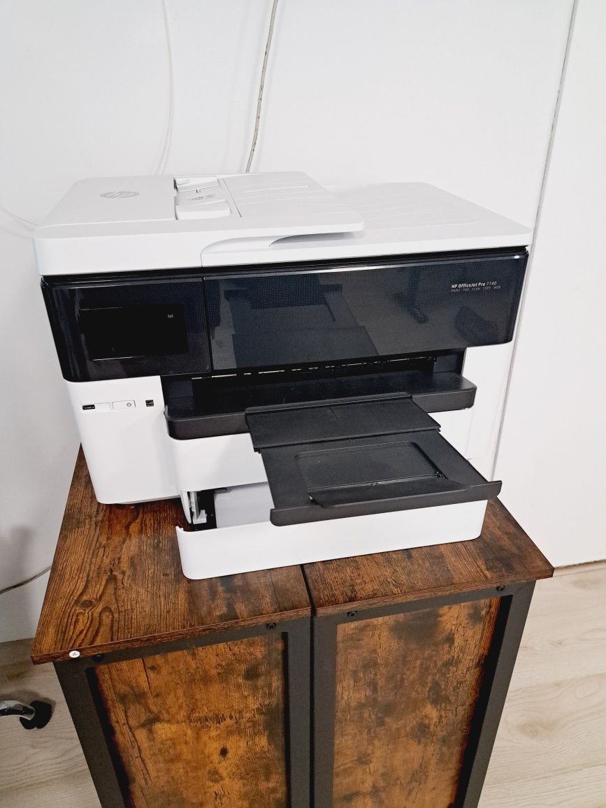 Sprzedam drukarkę hp A3