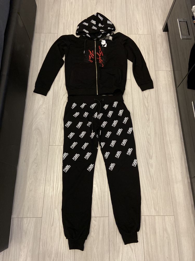 Dres Karl Lagerfeld