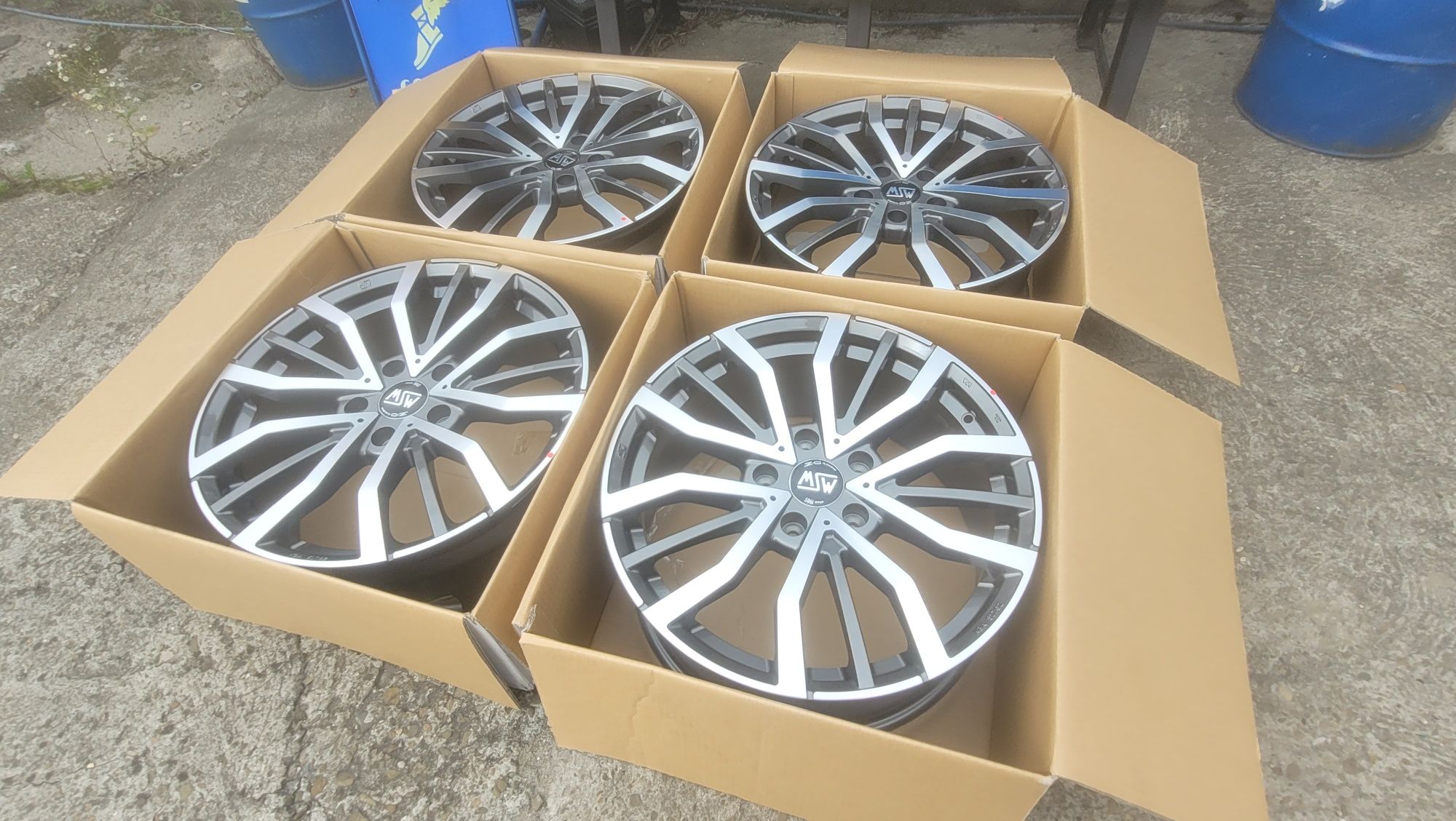Felgi alumniowe 5x127 8j et 50 19" msw oz