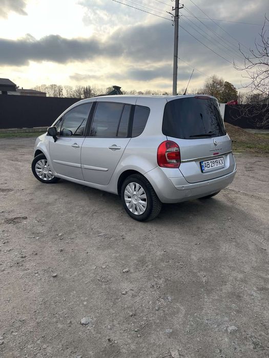 Продам РЕНО МОДУС автомат 1,5 dci