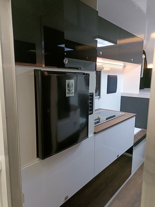 Lodówka 12V kompresorowa kamper, przyczepa.. 84cm