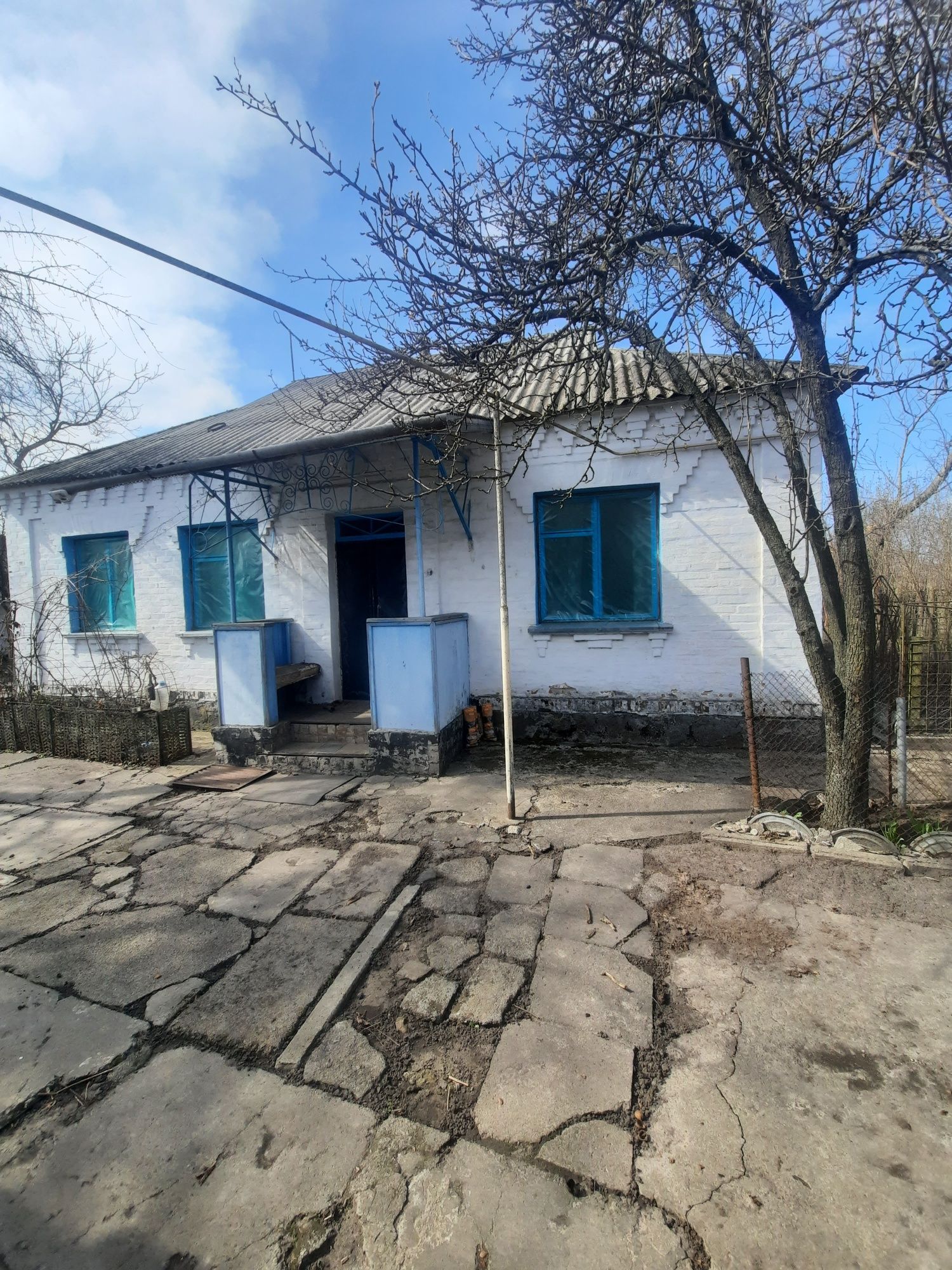Продається будинок в селі