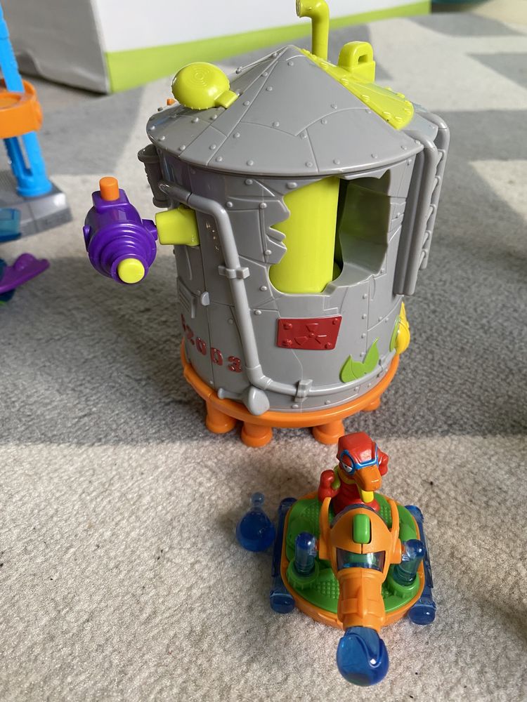 Super Zings Atak na tajne laboratorium Splatterman i Dr Chomper