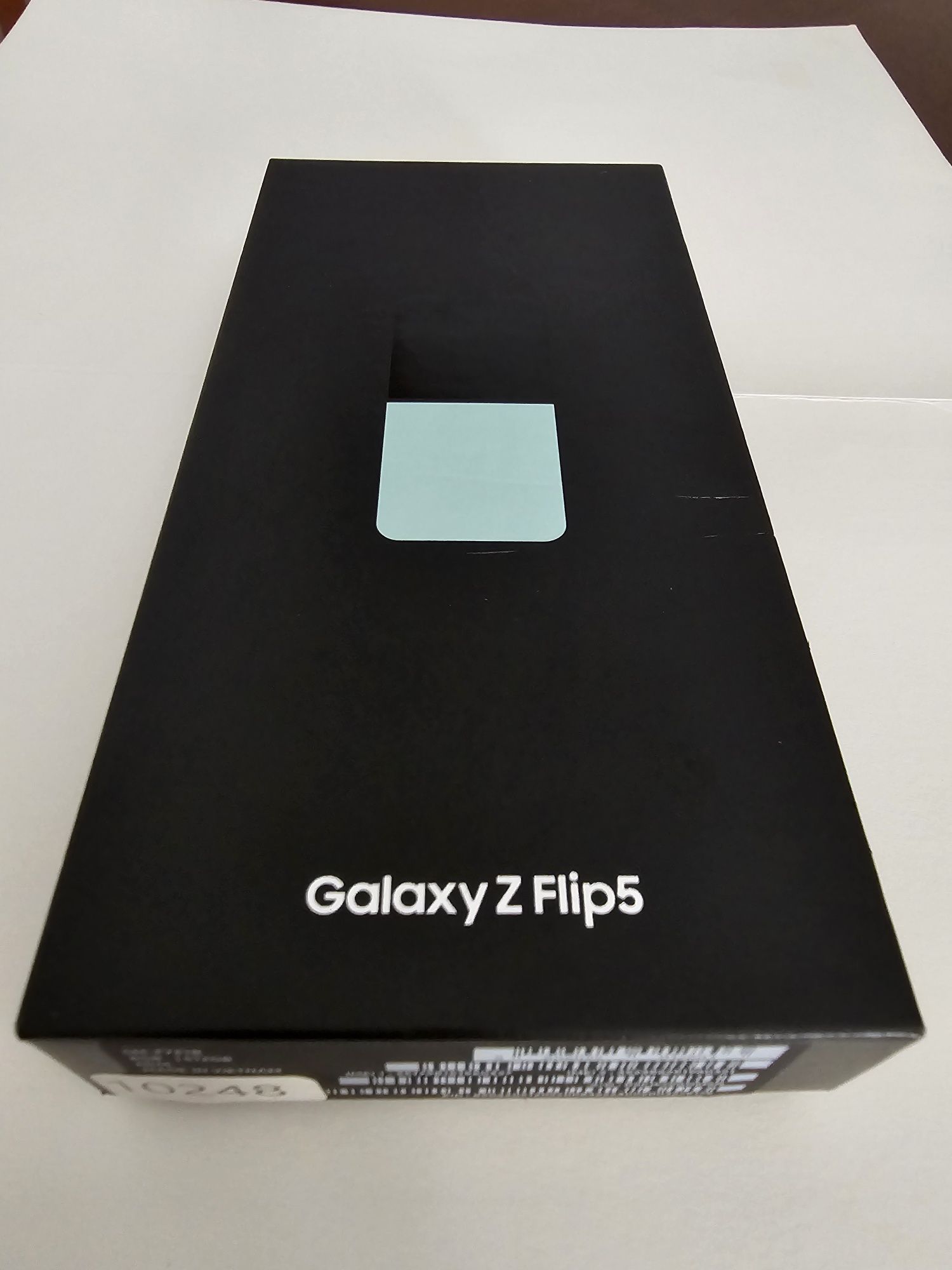 Samsung F731 Gal Z Flip 5 DS 5G 8/512GB Mint EU