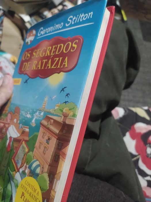 Gerônimo Stilton os segredos de ratázia livro capa dura- portes grátis