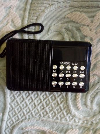 Radio de bolso com porta USB