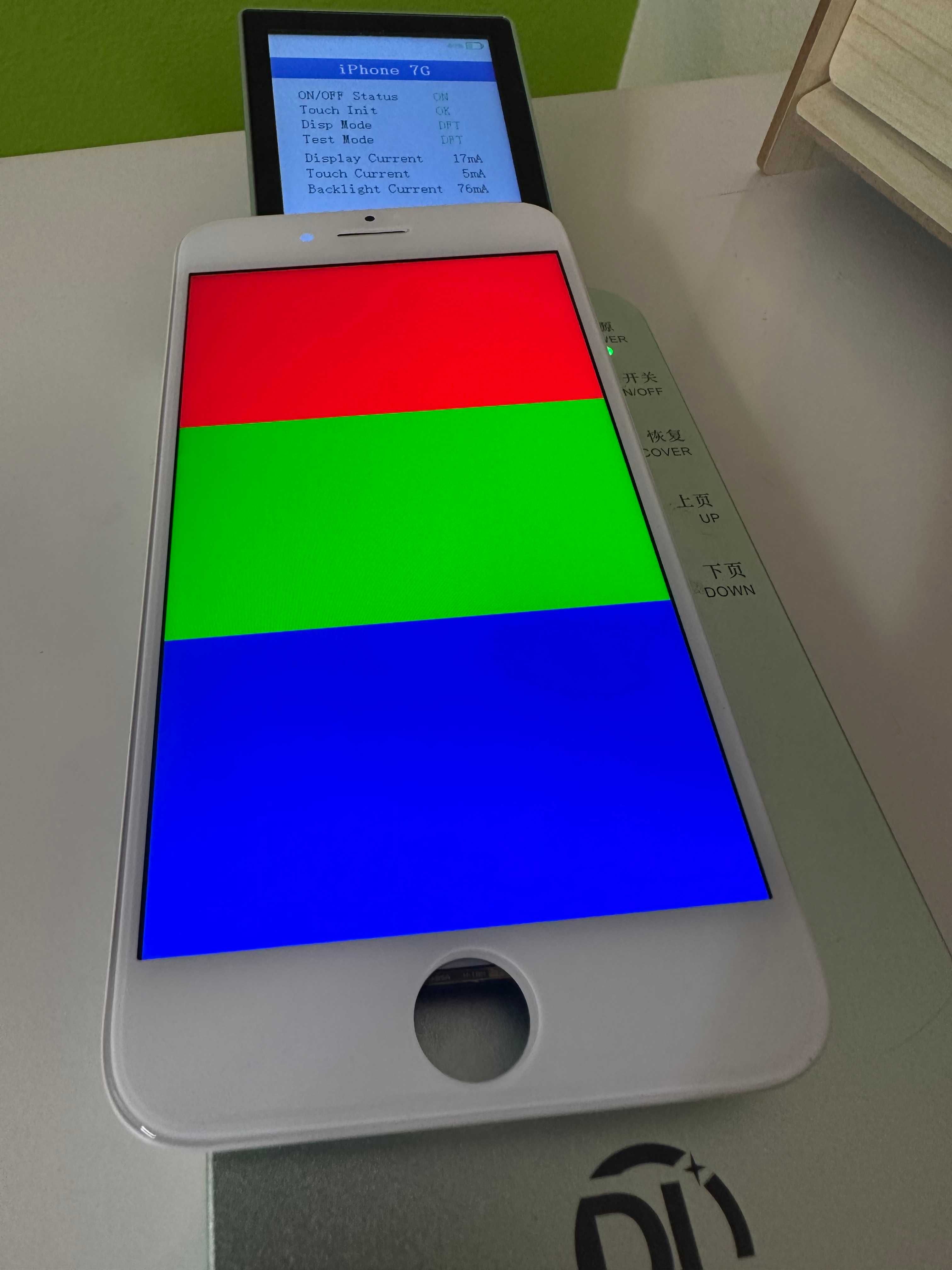 Oryginalny wyświetlacz Apple iPhone 7 WHITE FVAT 23%