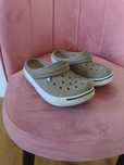 Klapki CROCS beżowe