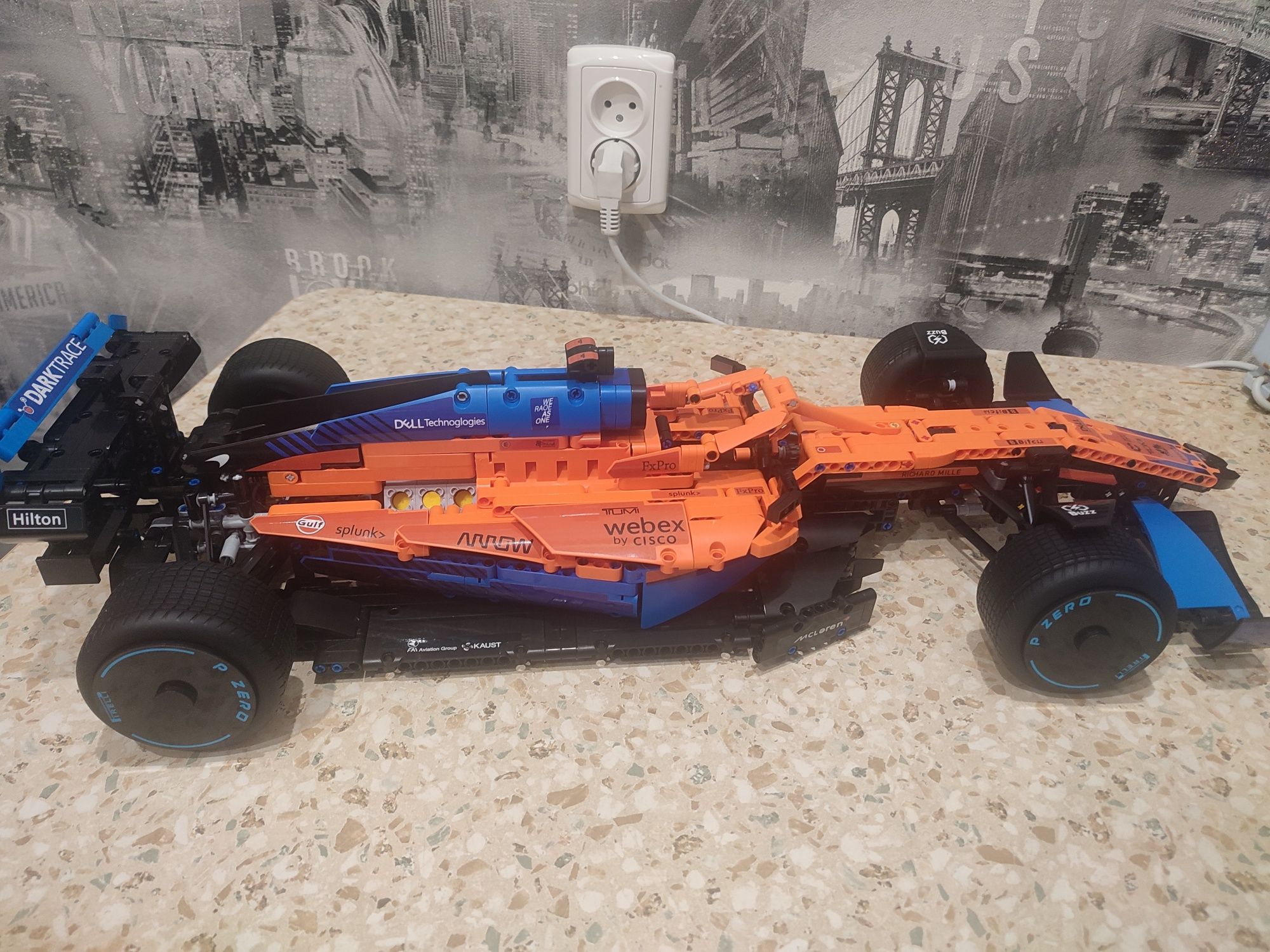 Конструктор Technic McLaren Formula 1 Race Car 42141 (1432 деталей)