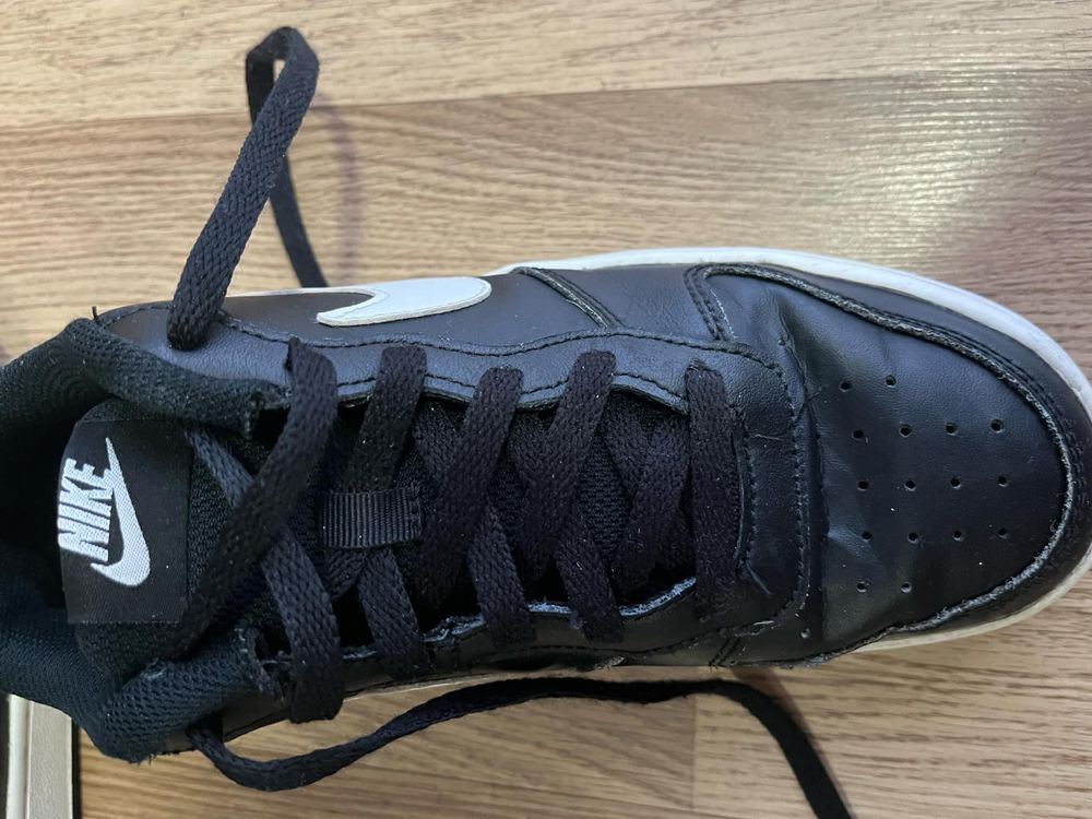 Nike Court borough low 2