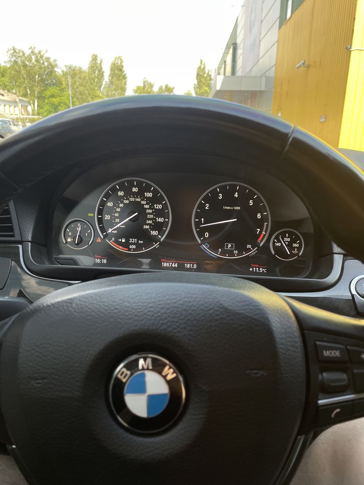 Продам бмв ф10 535 bmw 535i идеал