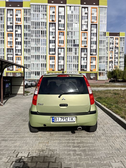 Продам автомобіль Mitsubishi Colt