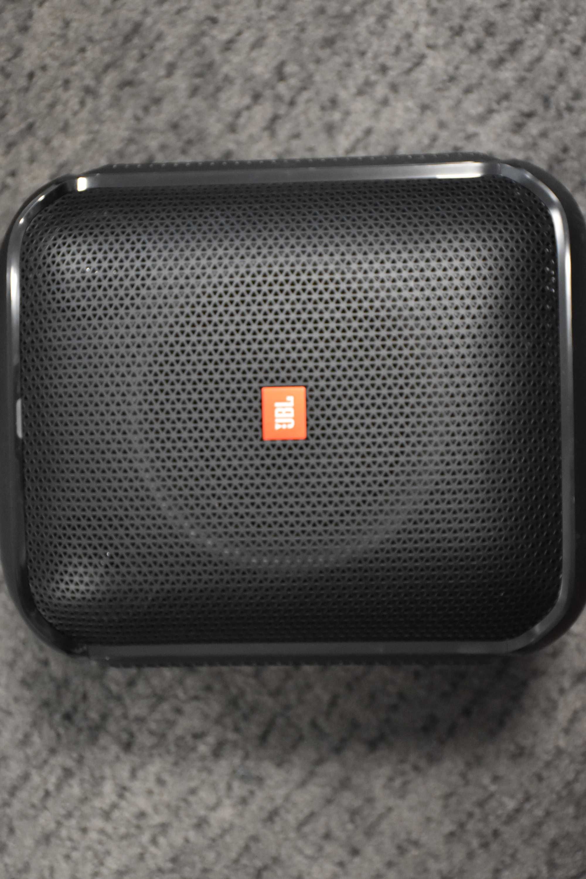 JBL Encore essential