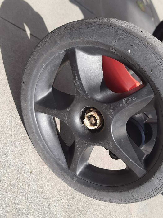 Прогулянкова коляска Geoby