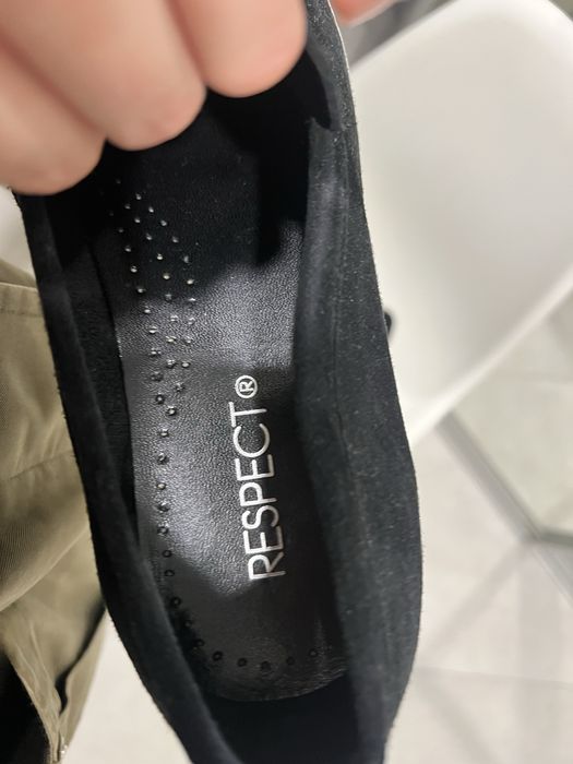 Лофери чоловічі один раз взували