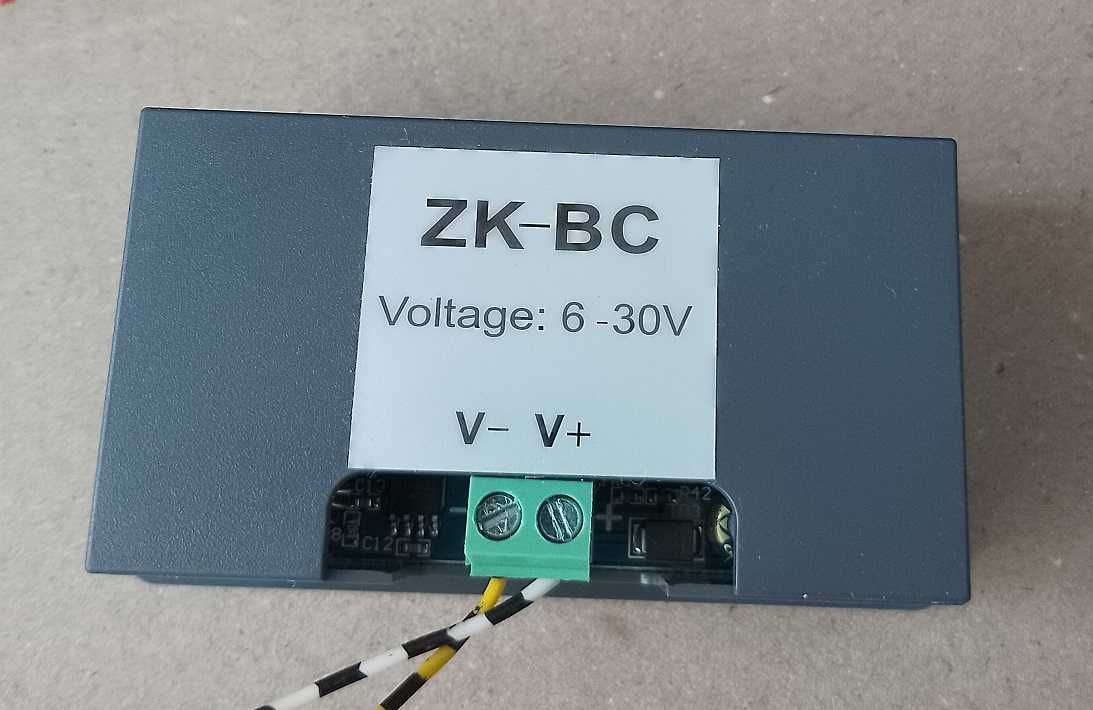 ZK-BC монитор аккумуляторной батареи + 2 независимых ЮСБ порта
