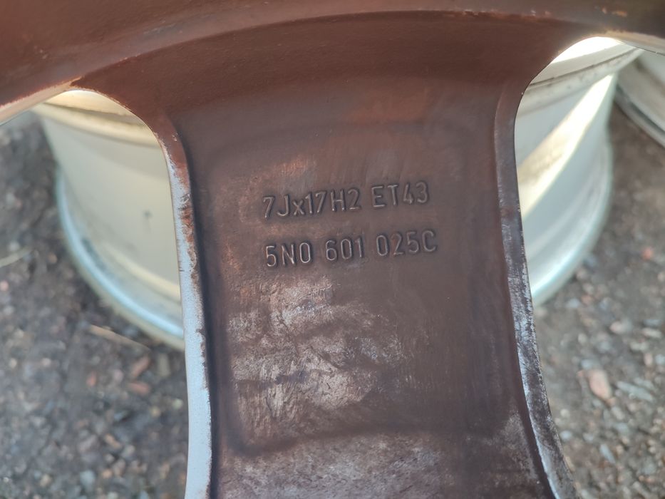 Оригінальні титанові дискі VOLKSWAGEN.R17,5/112et43.