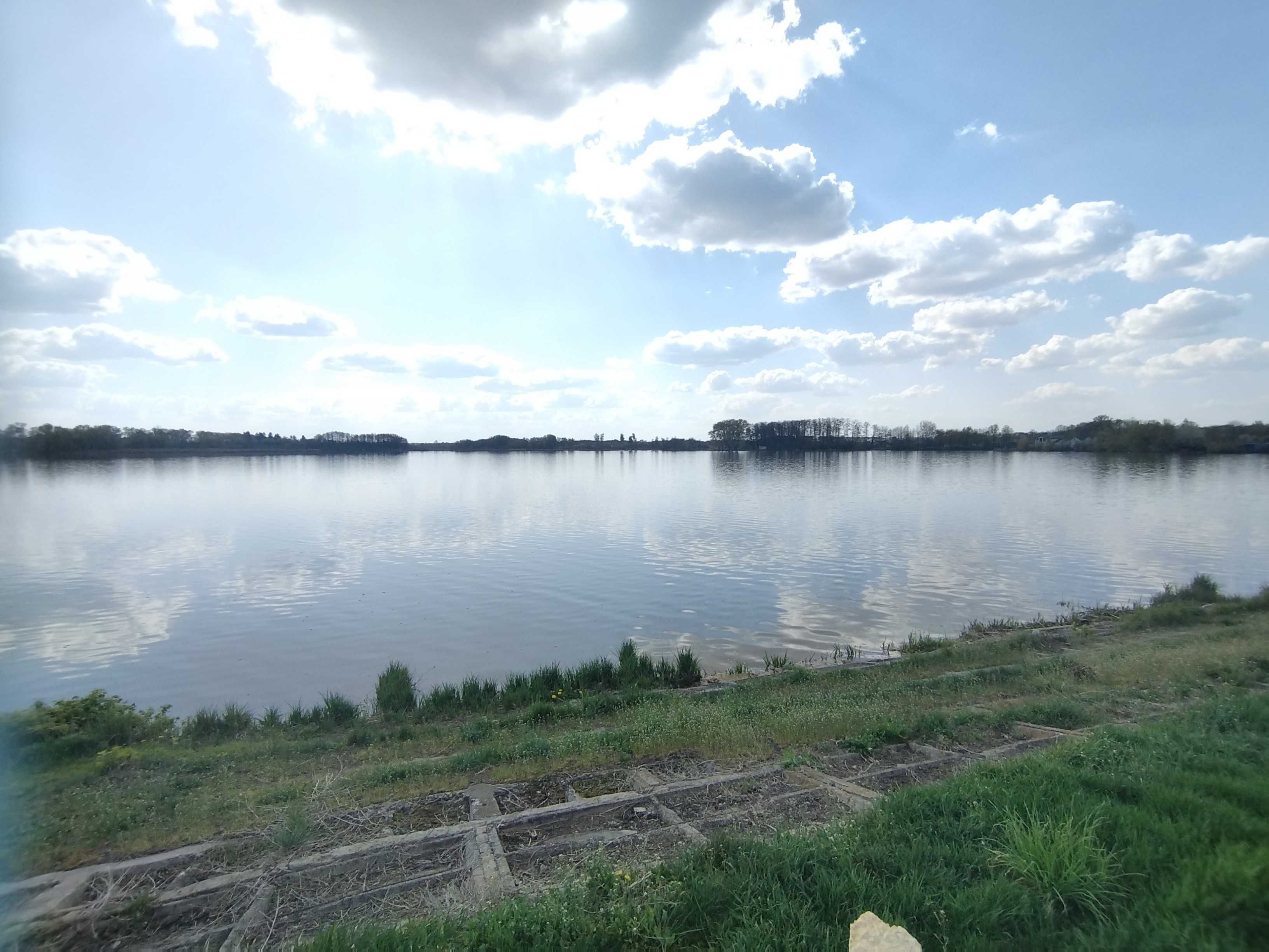 Продаж ділянки в Малих кКрушлинцях під житлову забудову 30 соток