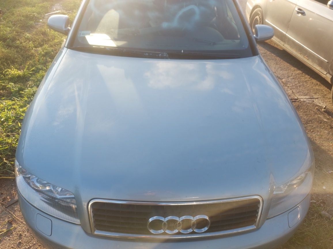 Audi A4 B6 maska pokrywa silnika LY7R