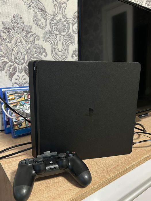 PS4 на 1ТВ ТА 3 геймади У ПОДАРУНОК!!