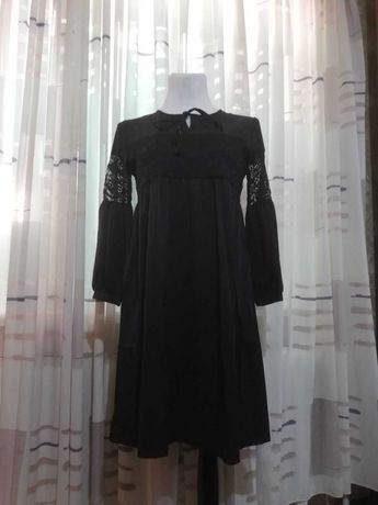 Платье чёрное стильное