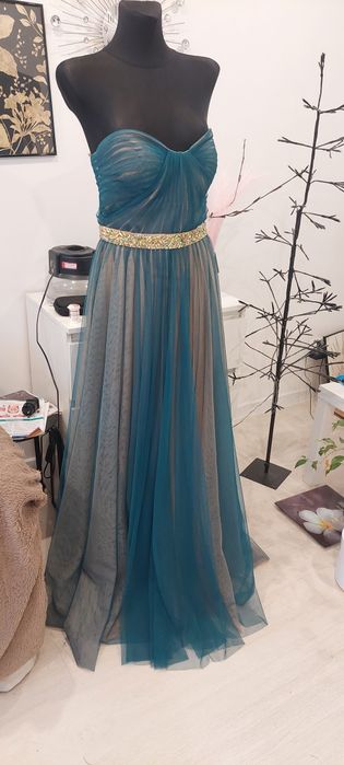 Polecam przepiękną sukienke ksiezniczka