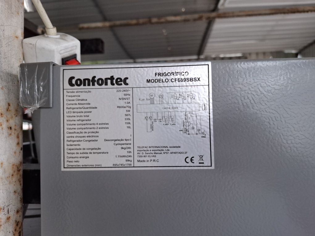 Frigorífico estilo americano Confortec