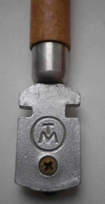 Стеклорез роликовый из твердого сплава, СССР