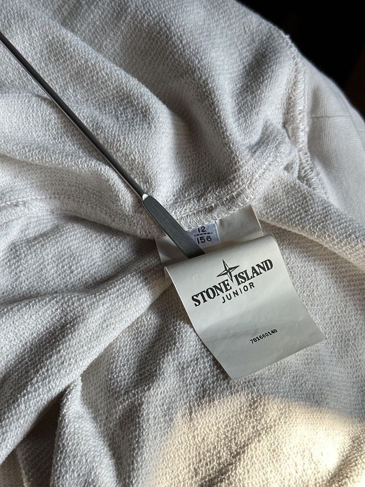 Stone island junior Оригинал пойдет на XS. Состоянте 10/10