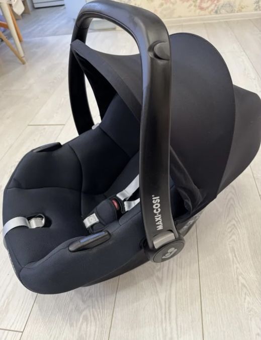 Дитяче автокрісло Maxi-Cosi