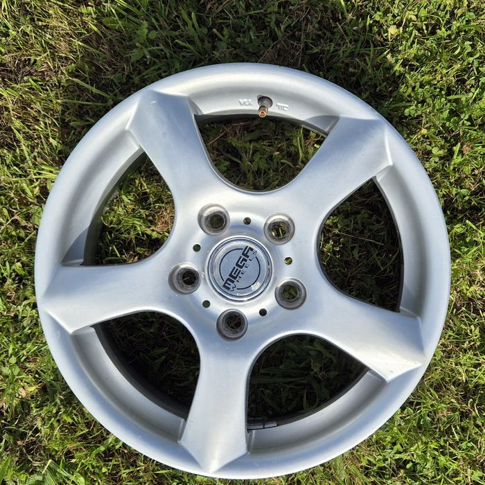 Alufelgi Mega wheels 15 ' 5x114,3 Mazda Nissan Hyundai Honda Toyota