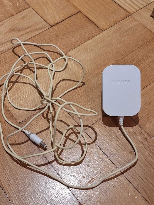 Oryginalny zasilacz do depilatora Philips A00440, 8,5V 1,2A ładowarka