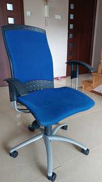 Krzesło biurowe wygodne