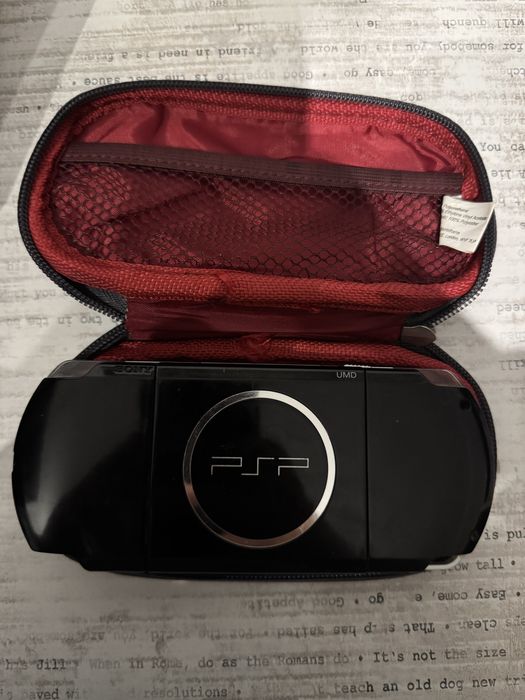 PSP3004 lekko używane
