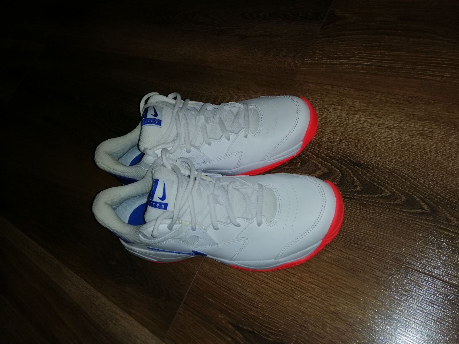 Продам кросівки Nike